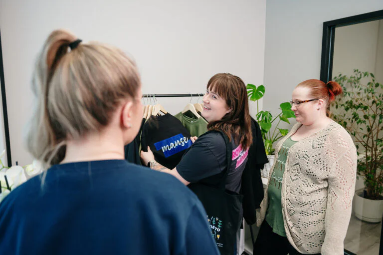 Vaatteet omalla painatuksella